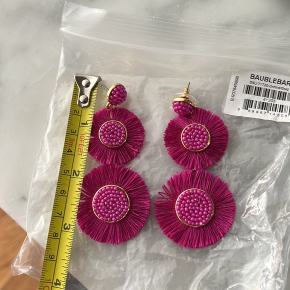 BaubleBar Orchid/gold hanging earrings - Picture 2 of 2